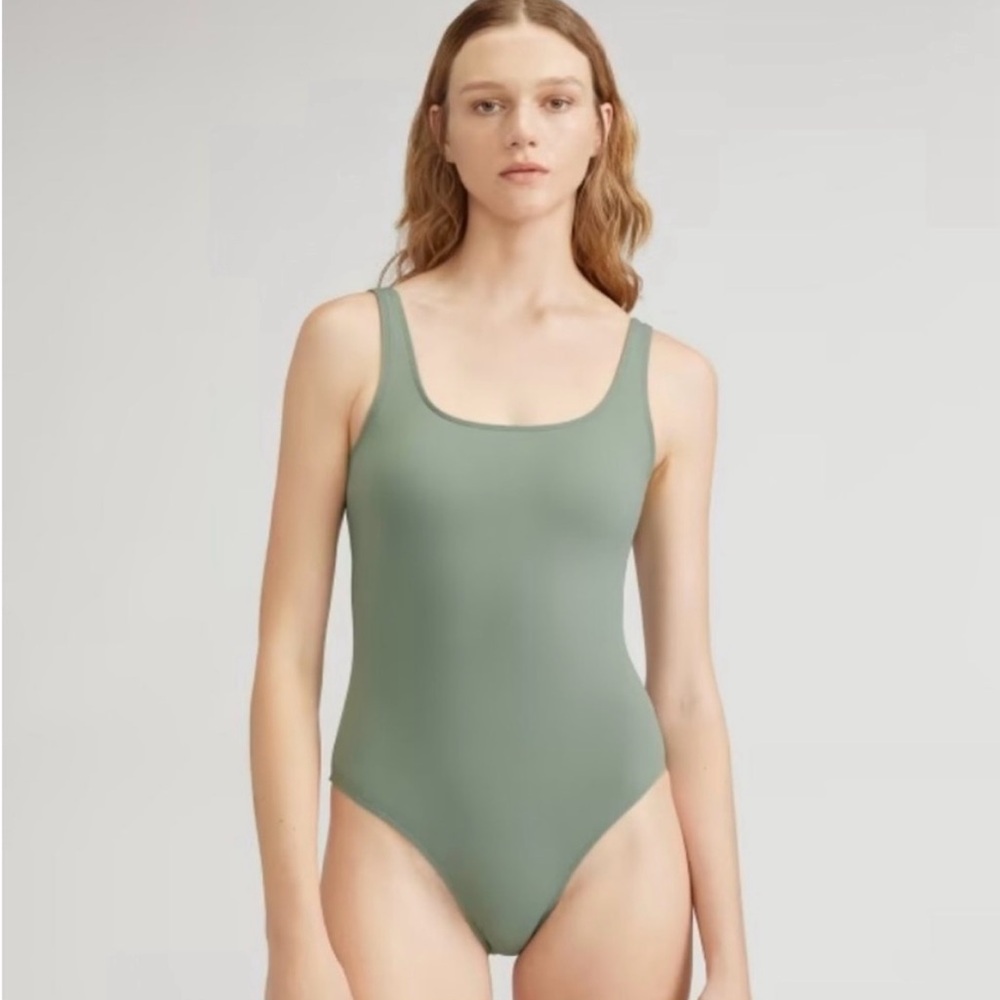 Everlane The Square-Neck One-Piece swimsuit green size large